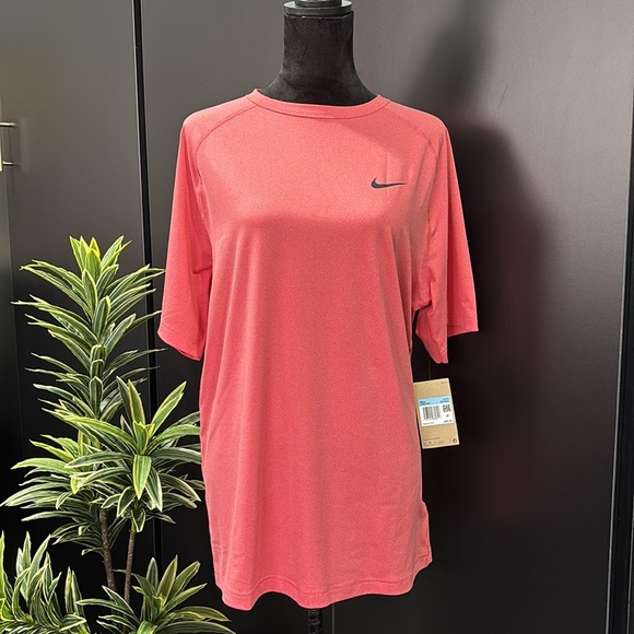 Nike Dri-Fit Training Athletic crewneck, soft stretch top - Picture 1 of 9